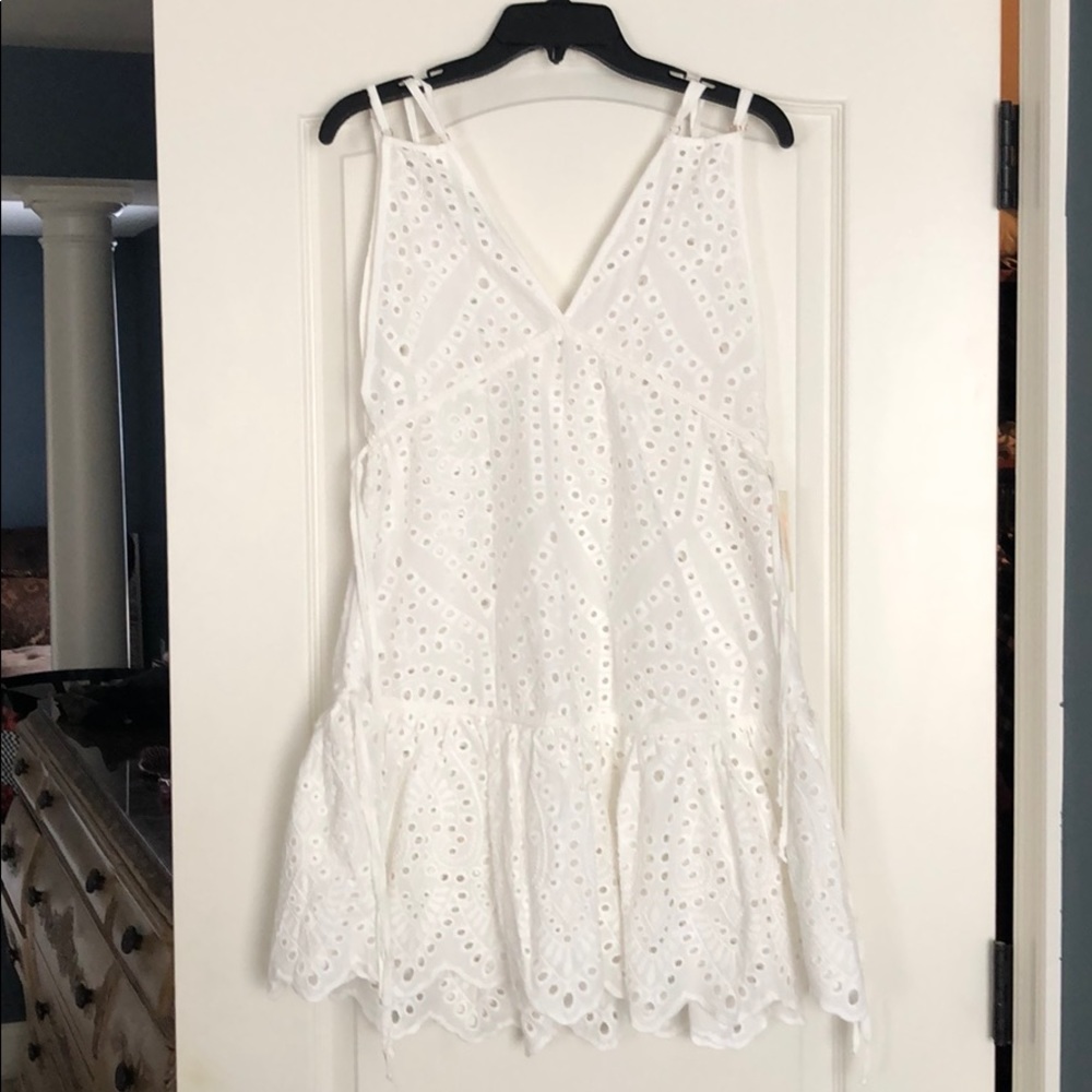 Maaji NWT SIZE L eyelet swimsuit cover up